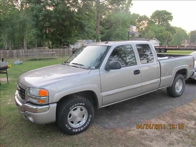 2004 GMC Sierra R/T Sport