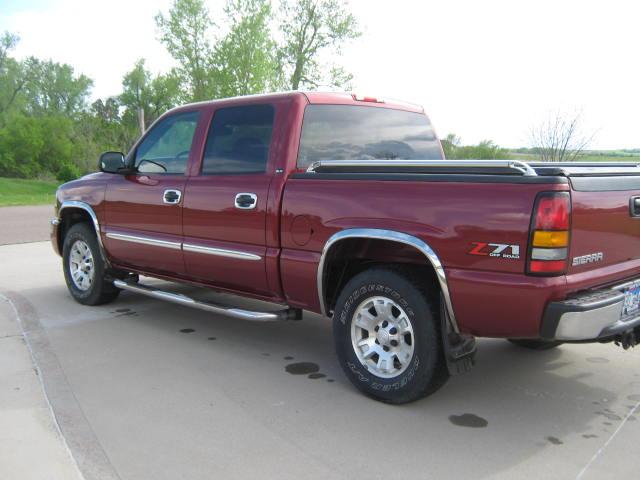 2005 GMC Sierra Unknown