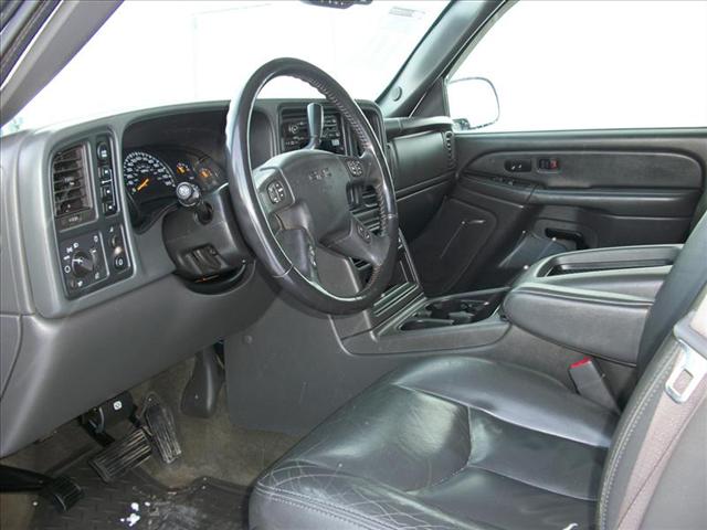 2005 GMC Sierra SLT