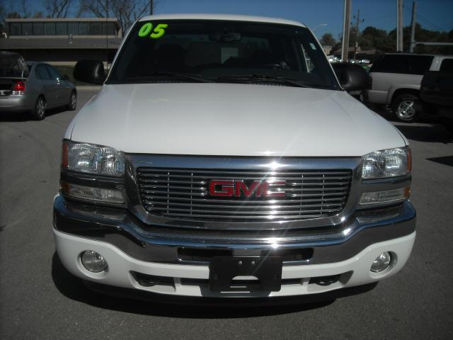 2005 GMC Sierra S Works