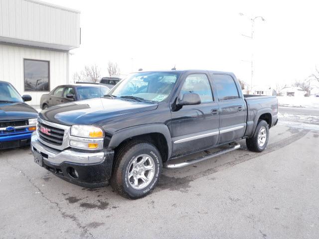 2005 GMC Sierra SLT