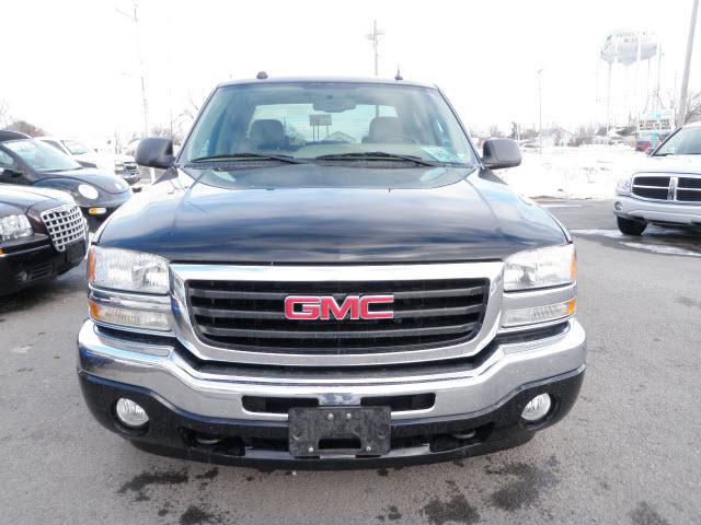 2005 GMC Sierra SLT