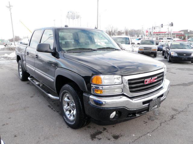 2005 GMC Sierra SLT