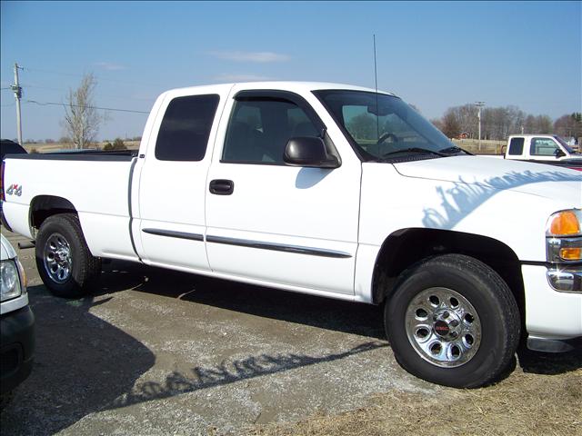 2005 GMC Sierra Water Truck