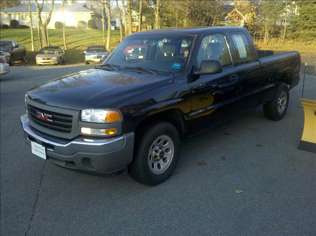 2005 GMC Sierra Unknown