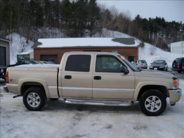 2005 GMC Sierra LTD LME