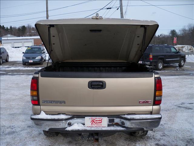 2005 GMC Sierra LTD LME