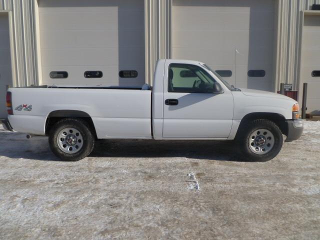 2005 GMC Sierra Water Truck