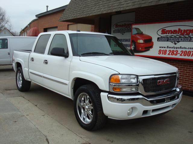 2005 GMC Sierra SRW LS