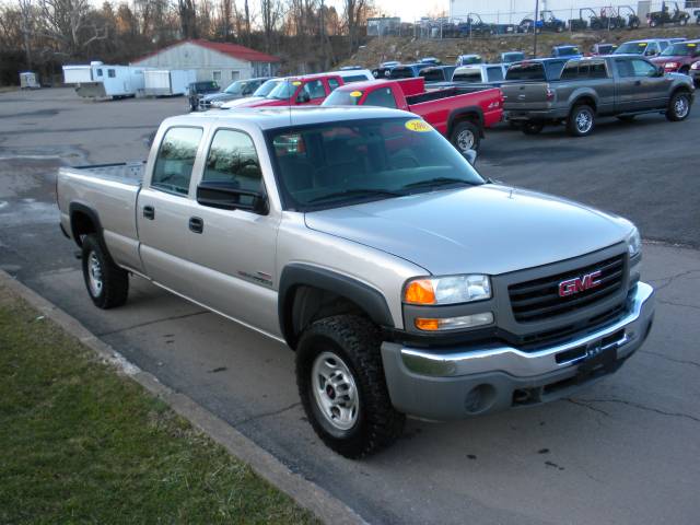 2005 GMC Sierra LS S