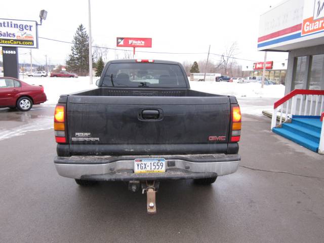 2005 GMC Sierra 45