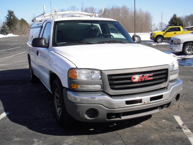 2005 GMC Sierra Luggage Rack