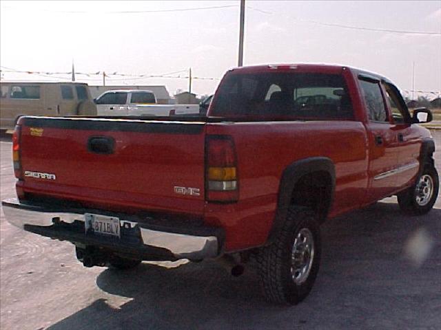 2005 GMC Sierra SLT 4 X