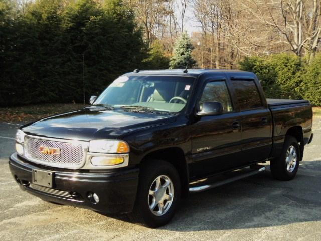 2005 GMC Sierra 4WD 4dr AT