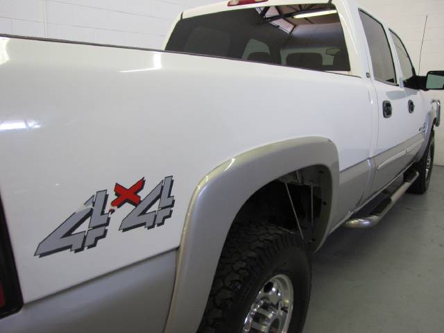 2005 GMC Sierra 45