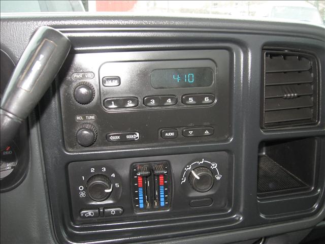 2005 GMC Sierra Luggage Rack