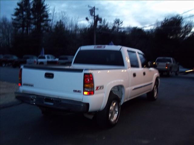 2005 GMC Sierra Spyder GS Manual