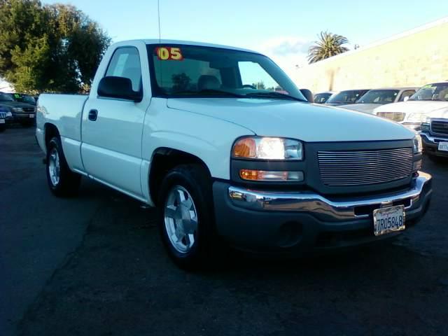 2005 GMC Sierra LS S