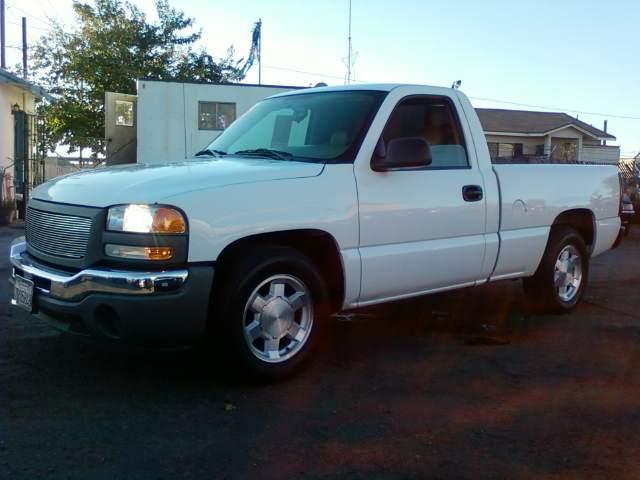 2005 GMC Sierra LS S