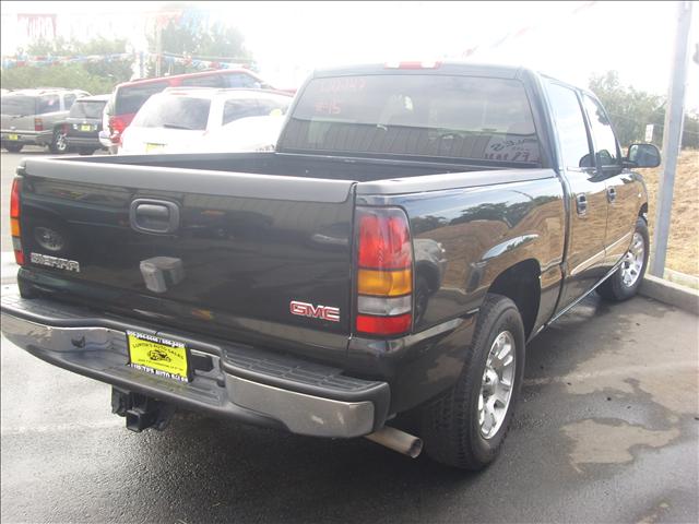 2005 GMC Sierra 45