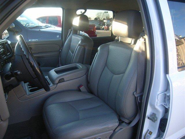 2005 GMC Sierra SLT