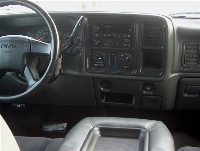 2005 GMC Sierra 45