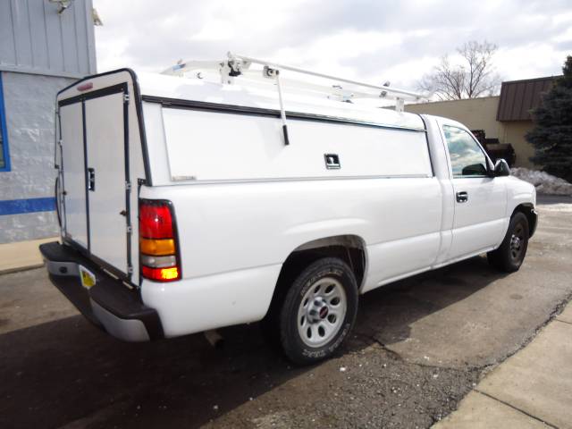 2005 GMC Sierra Luggage Rack