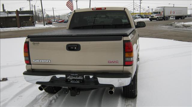 2005 GMC Sierra EX Automatic W/leatherdvd RES