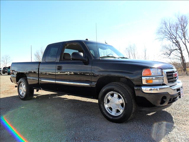 2005 GMC Sierra SLT