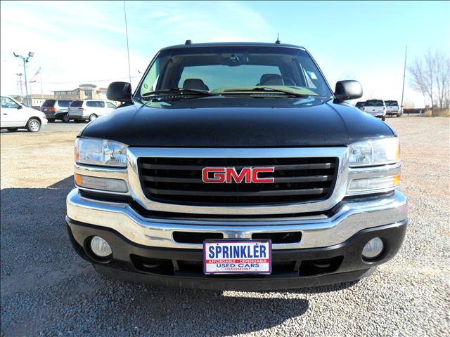 2005 GMC Sierra SLT