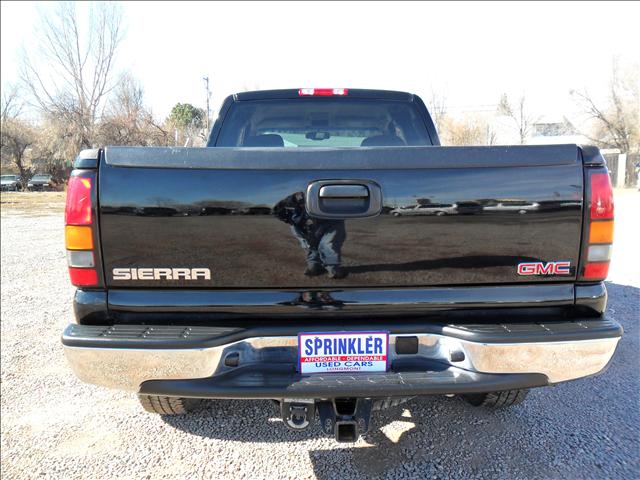 2005 GMC Sierra SLT