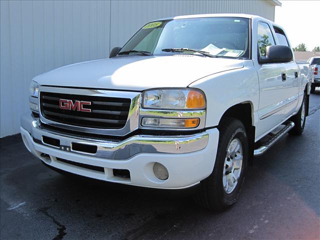 2005 GMC Sierra 45