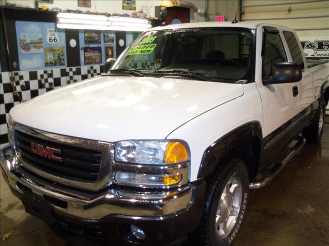 2005 GMC Sierra 45