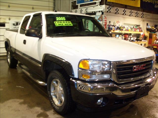 2005 GMC Sierra 45