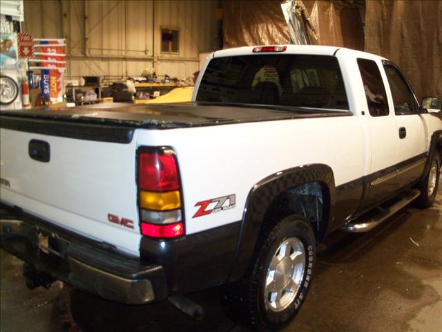 2005 GMC Sierra 45