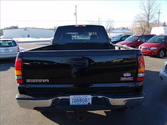 2005 GMC Sierra 400se