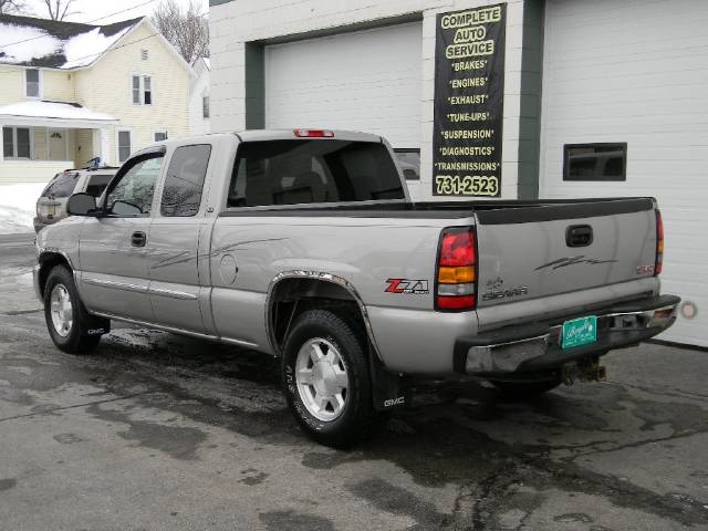 2005 GMC Sierra 45