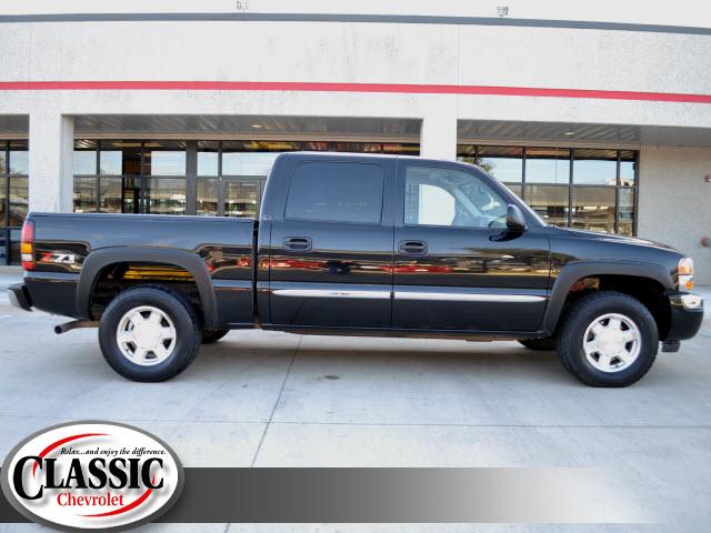 2005 GMC Sierra 45