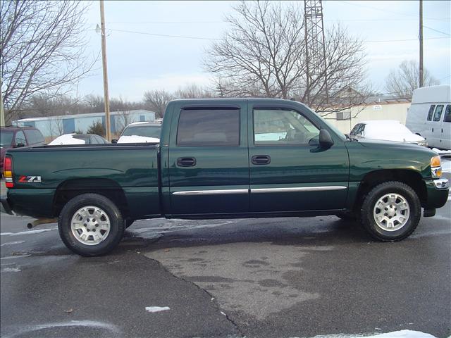 2005 GMC Sierra 45