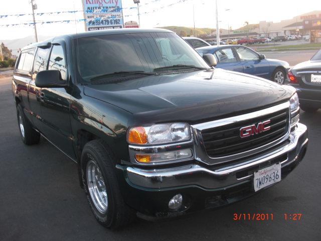 2005 GMC Sierra SLT