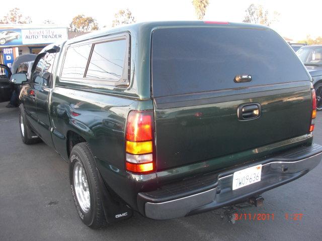 2005 GMC Sierra SLT