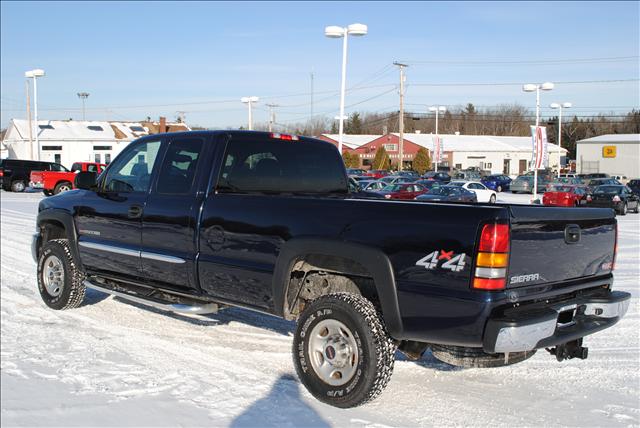 2005 GMC Sierra SLT