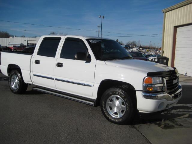 2005 GMC Sierra SLT