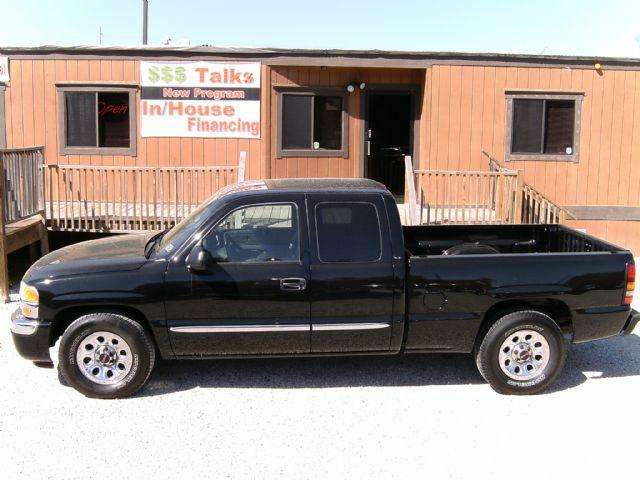 2005 GMC Sierra 4dr Sdn 2.5L Turbo AWD