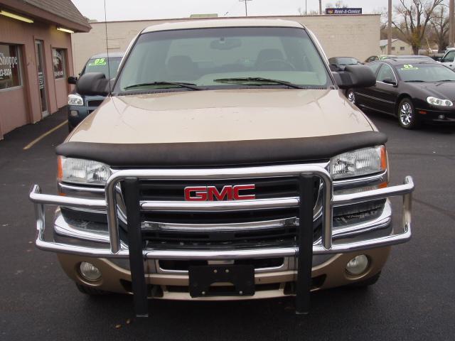 2005 GMC Sierra 45