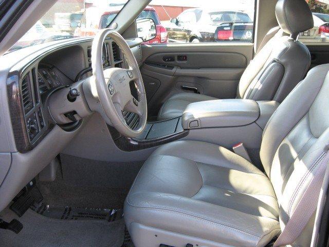 2005 GMC Sierra EX - DUAL Power Doors