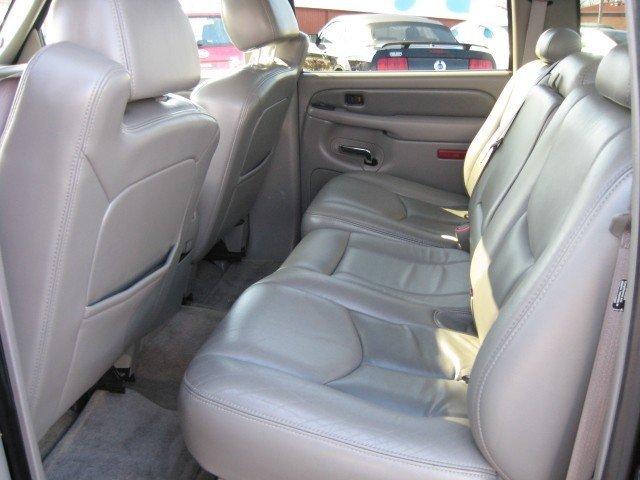 2005 GMC Sierra EX - DUAL Power Doors