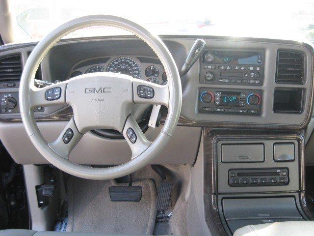 2005 GMC Sierra EX - DUAL Power Doors