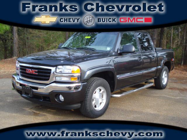 2005 GMC Sierra SLT