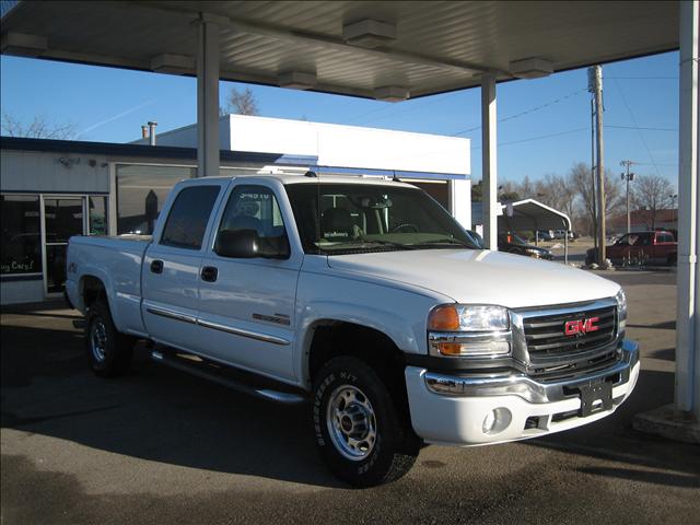 2005 GMC Sierra SLT